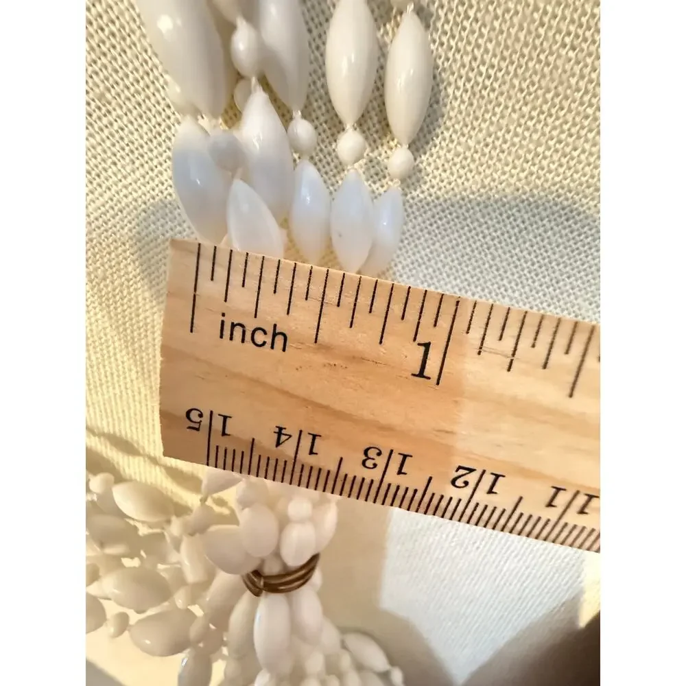Vintage White Multi Strand Lariat Bead Necklace 26-50”